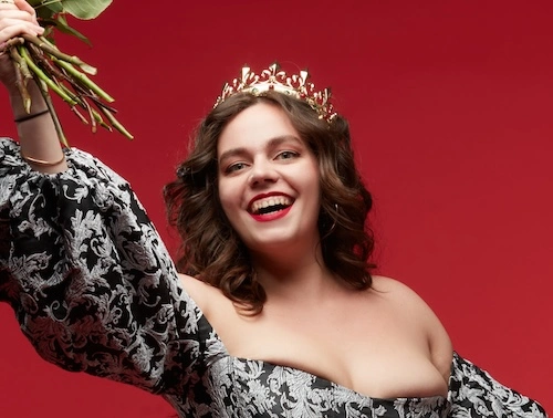 Parlons lesbiennes, humoriste lgbt Mahaut Drama